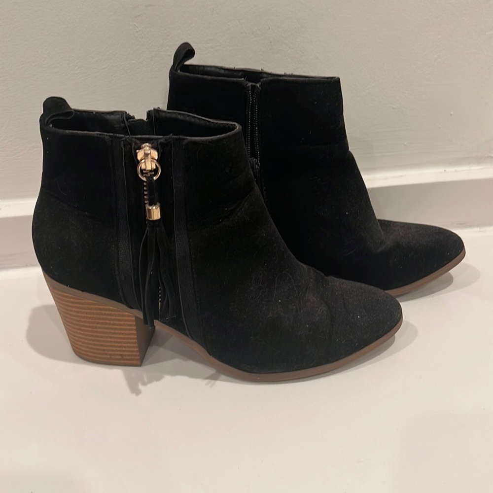 Fringe Boots 🖤